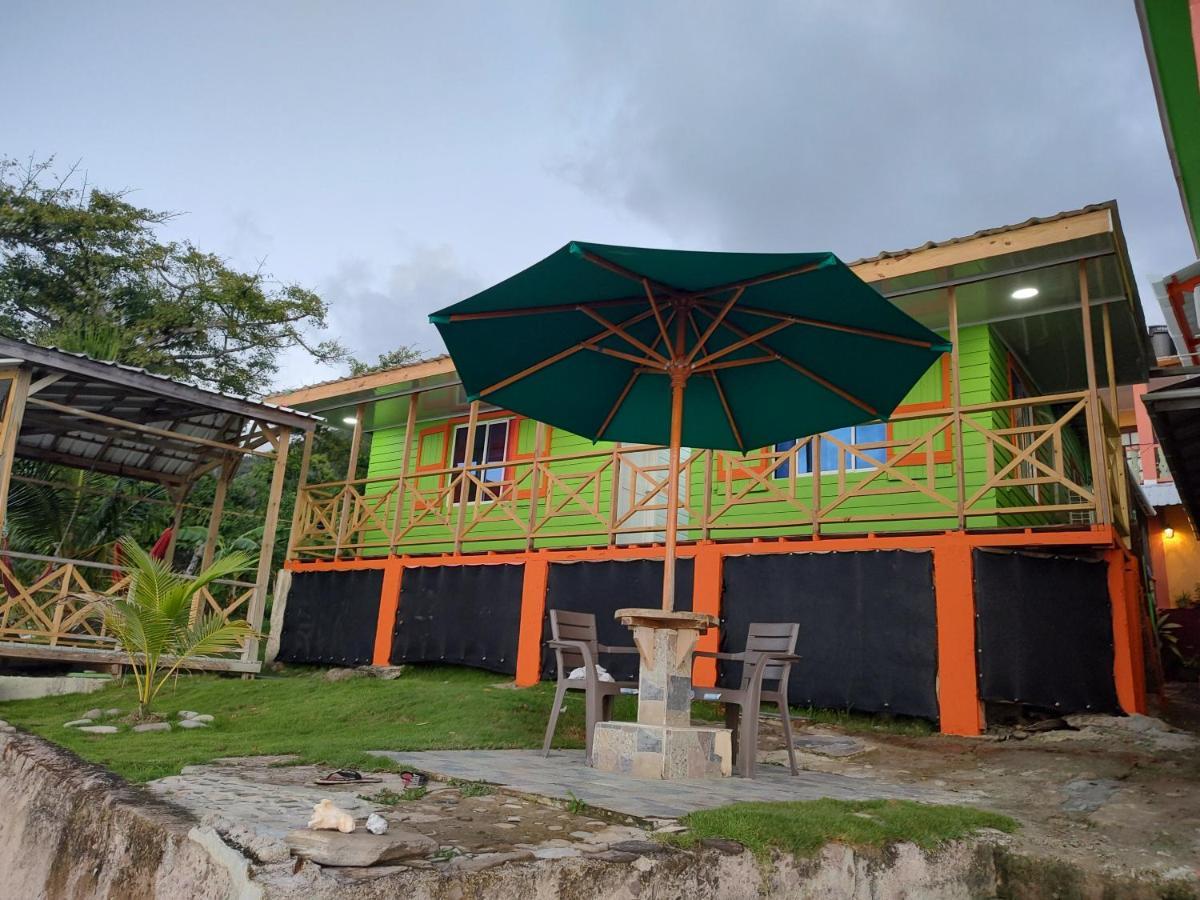 Cabanas Mister Mac Fresh Water Bay Екстер'єр фото