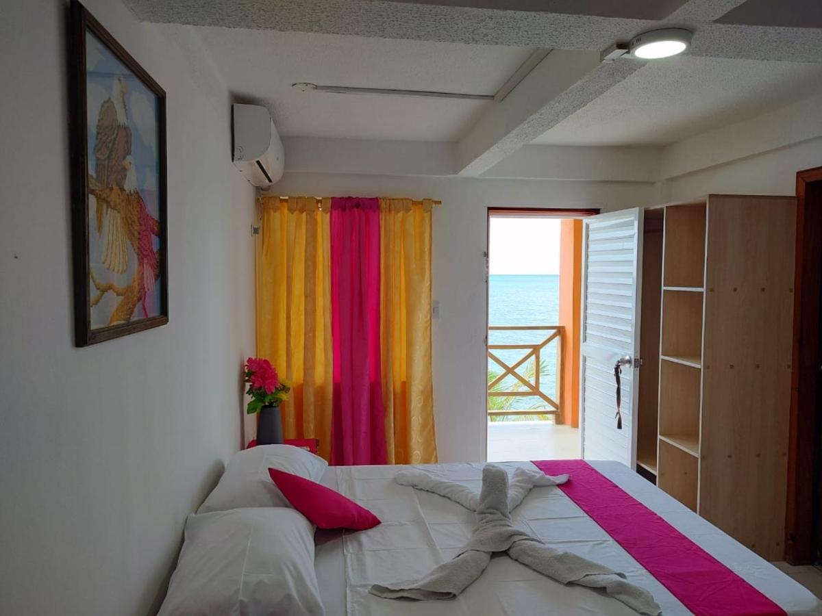 Cabanas Mister Mac Fresh Water Bay Екстер'єр фото