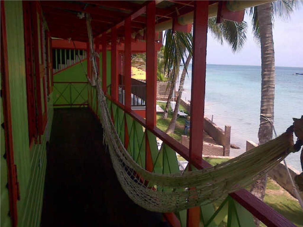 Cabanas Mister Mac Fresh Water Bay Екстер'єр фото